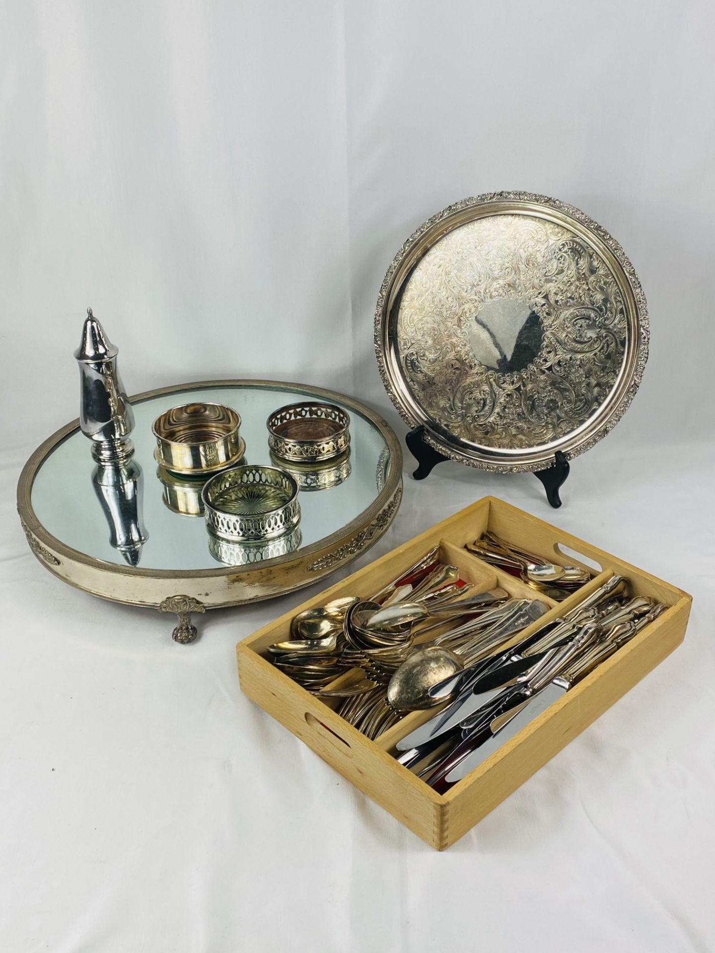 Quantity of silver plate