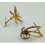 Two 9ct gold brooches