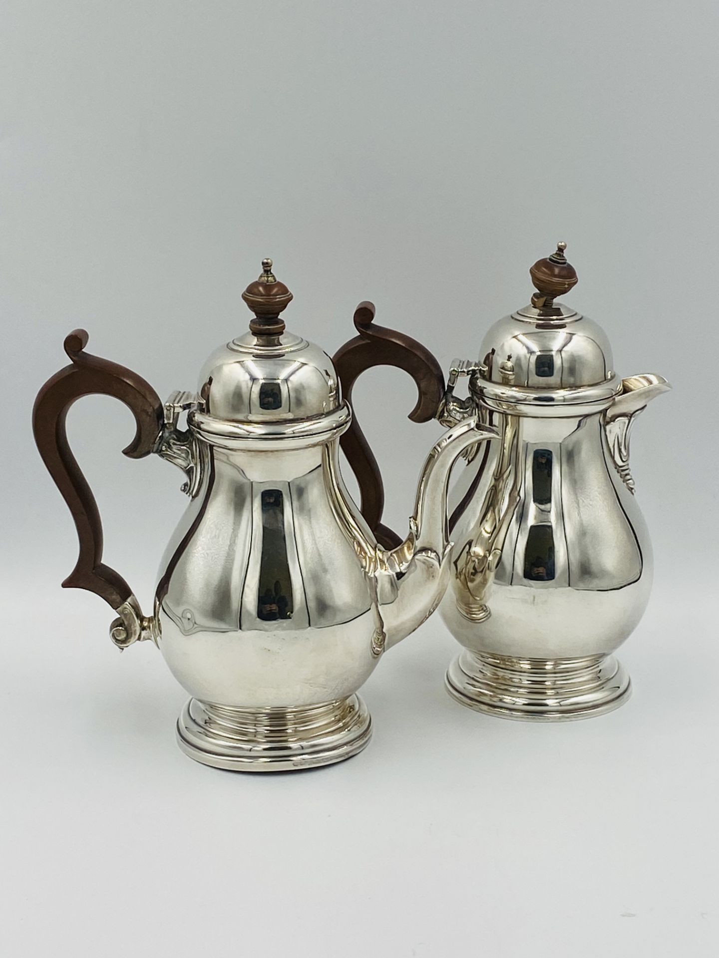 Silver Hamilton & Inches coffee pot and hot water jug - Bild 2 aus 4