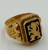 14ct gold signet ring