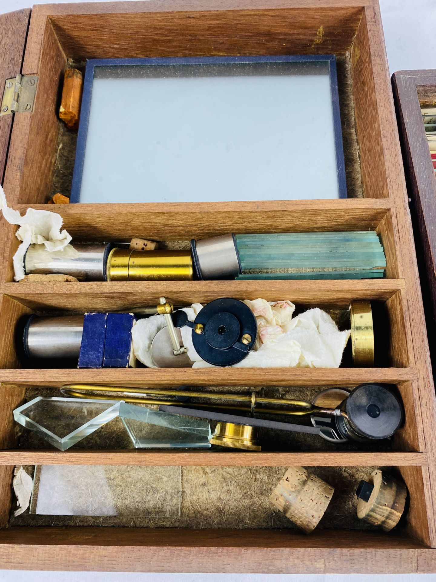 Collection of microscope slides and accessories - Image 3 of 5