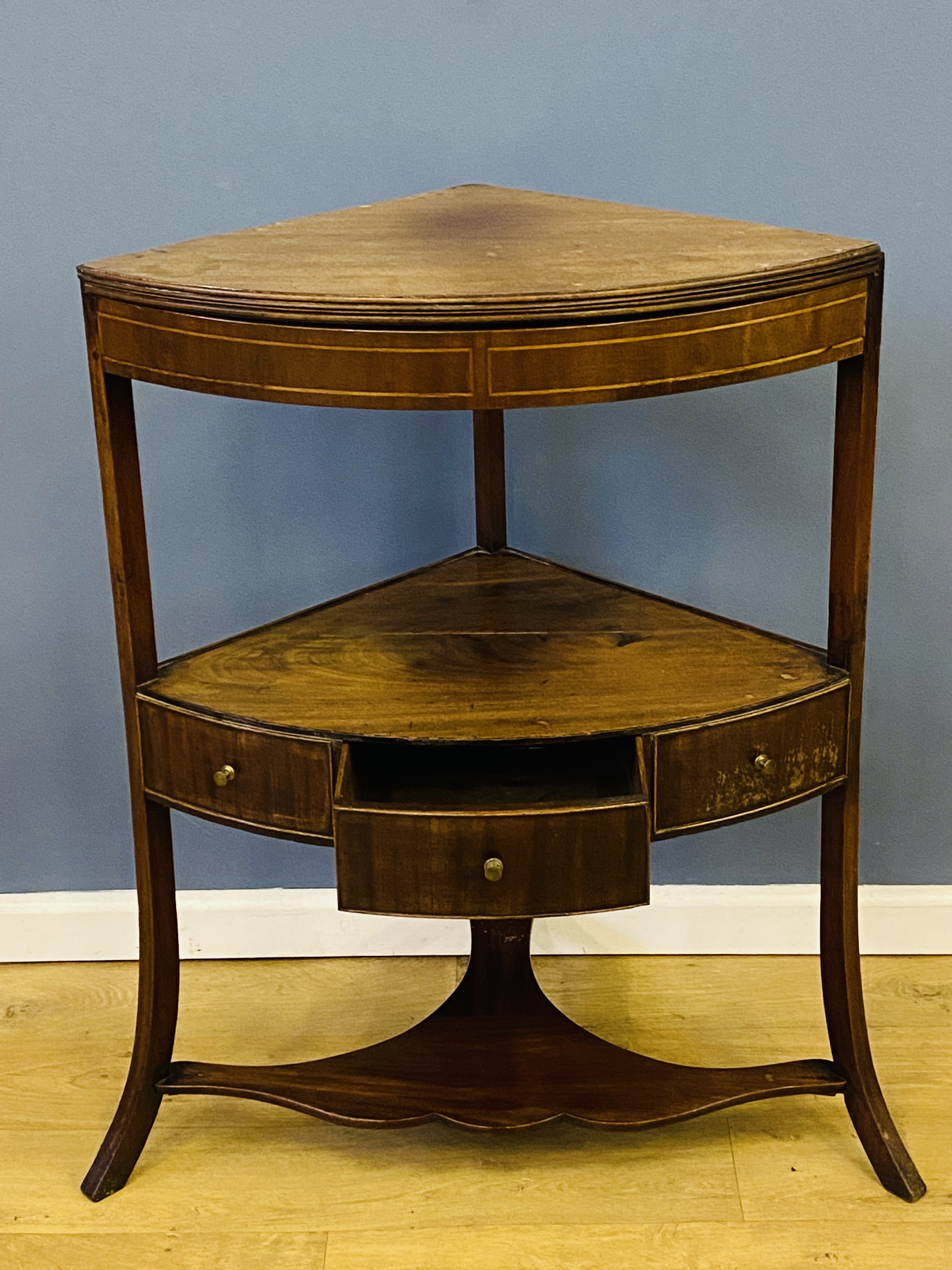 Georgian mahogany corner washstand - Image 4 of 5