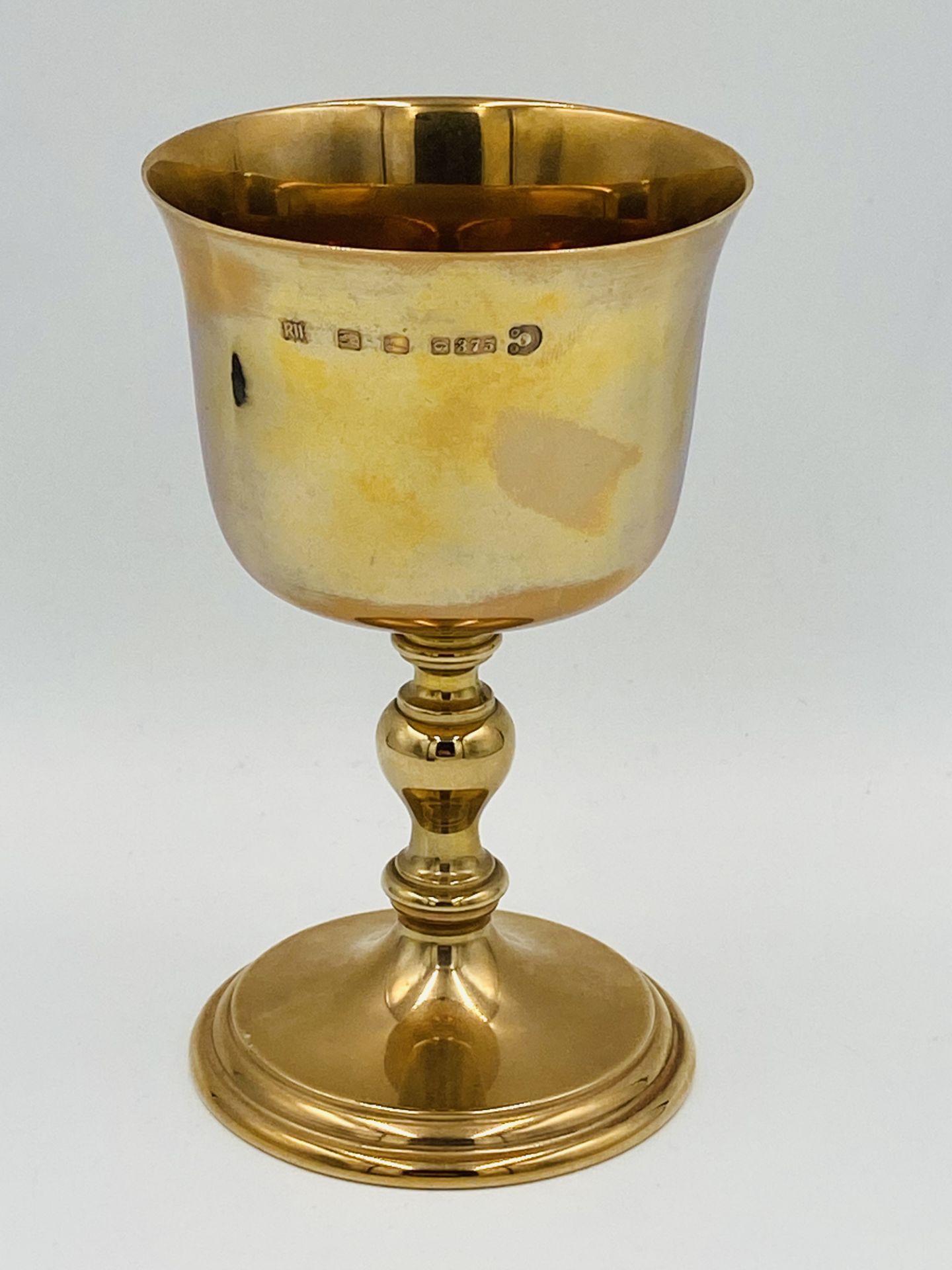 9ct gold cup, 256g. - Image 4 of 7