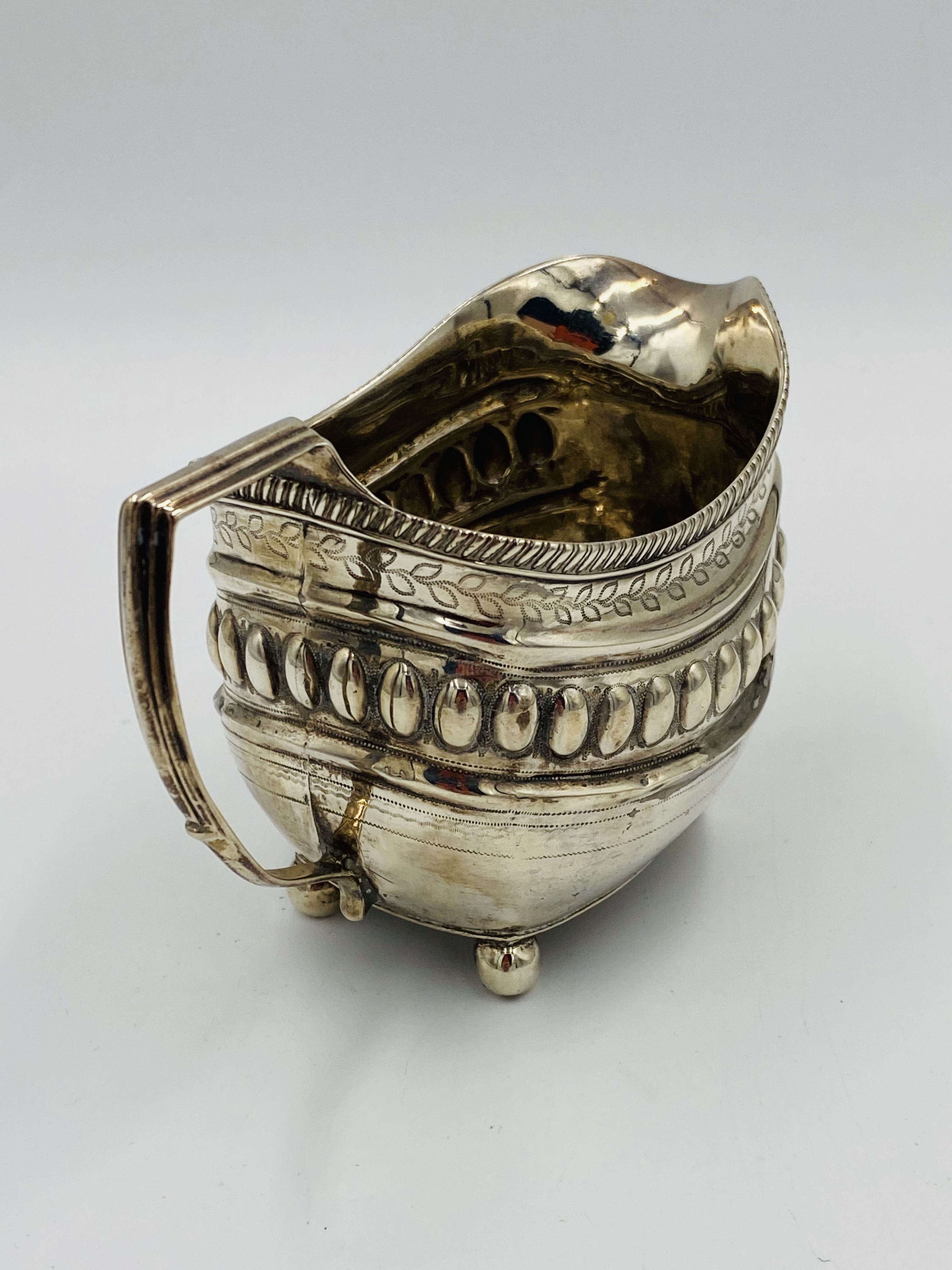 Hallmarked silver milk jug - Image 5 of 5