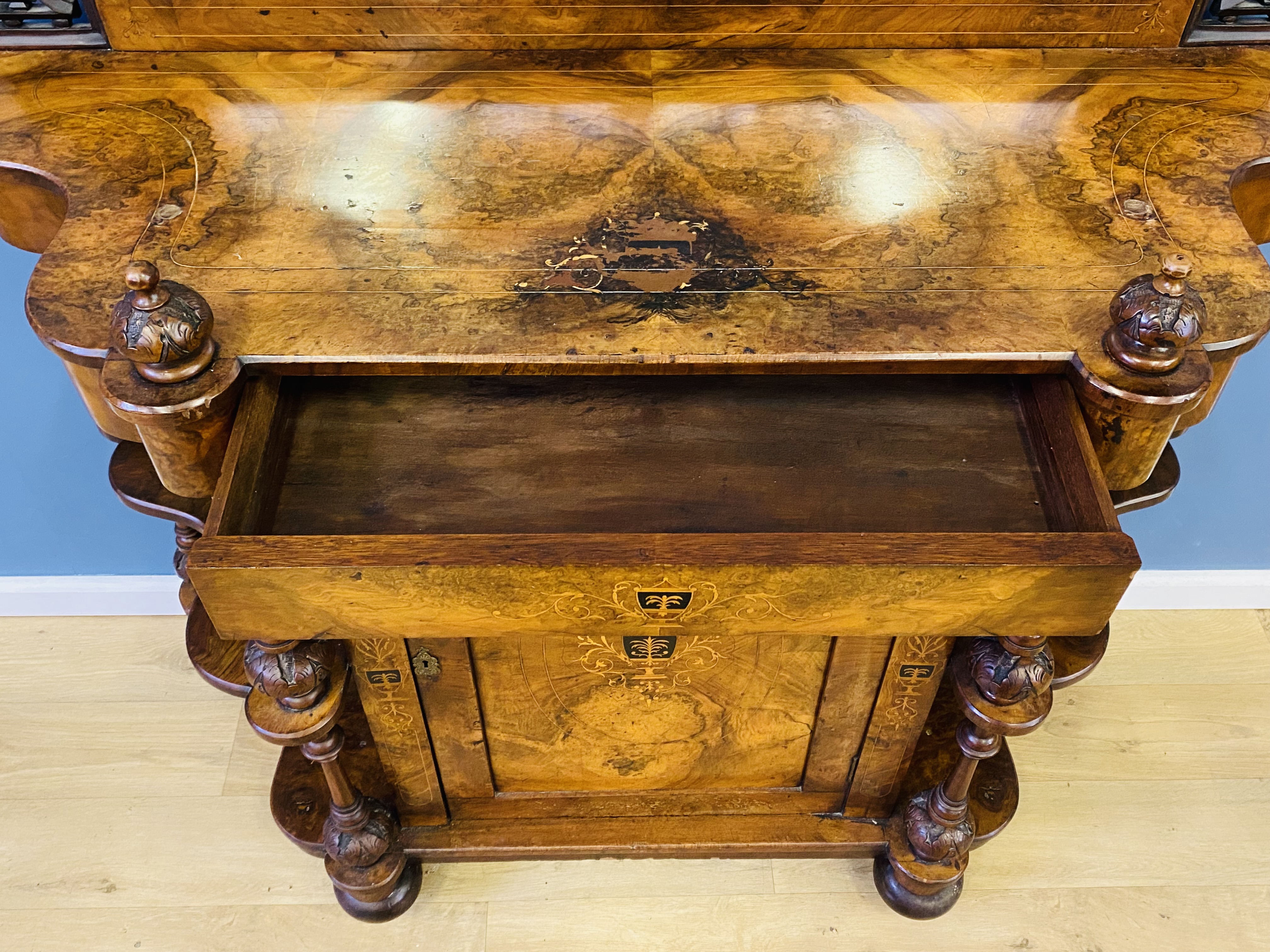 Victorian carved walnut side cabinet - Image 5 of 5