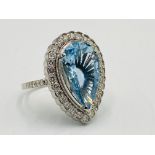 18ct white gold, diamond and aquamarine ring