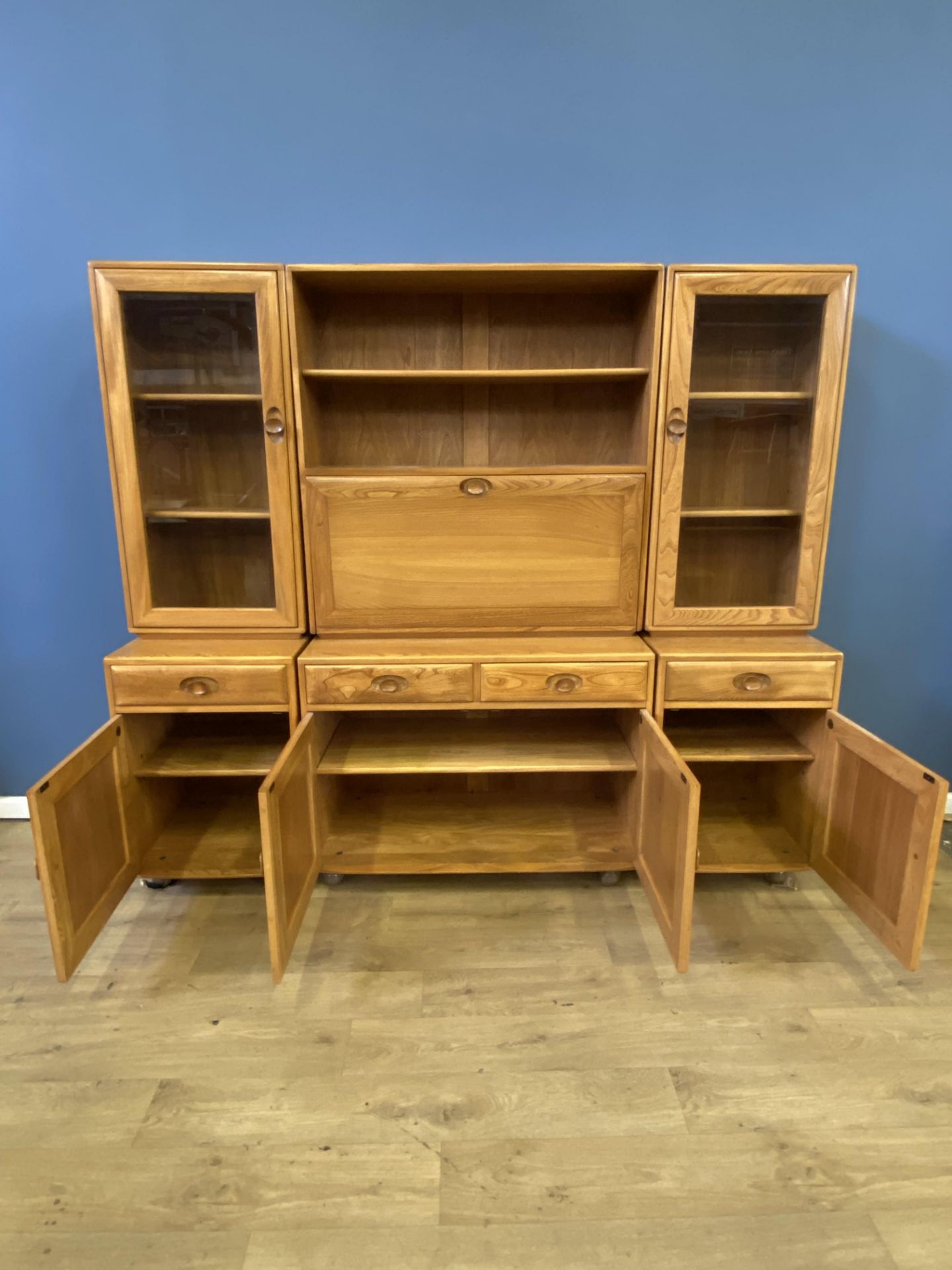 Ercol display cabinet - Image 5 of 8