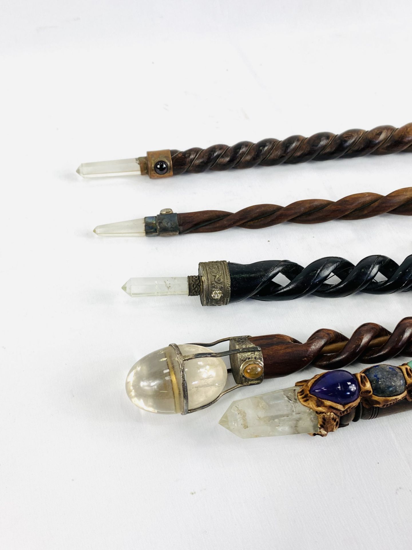 Five crystal healing wands - Image 3 of 3