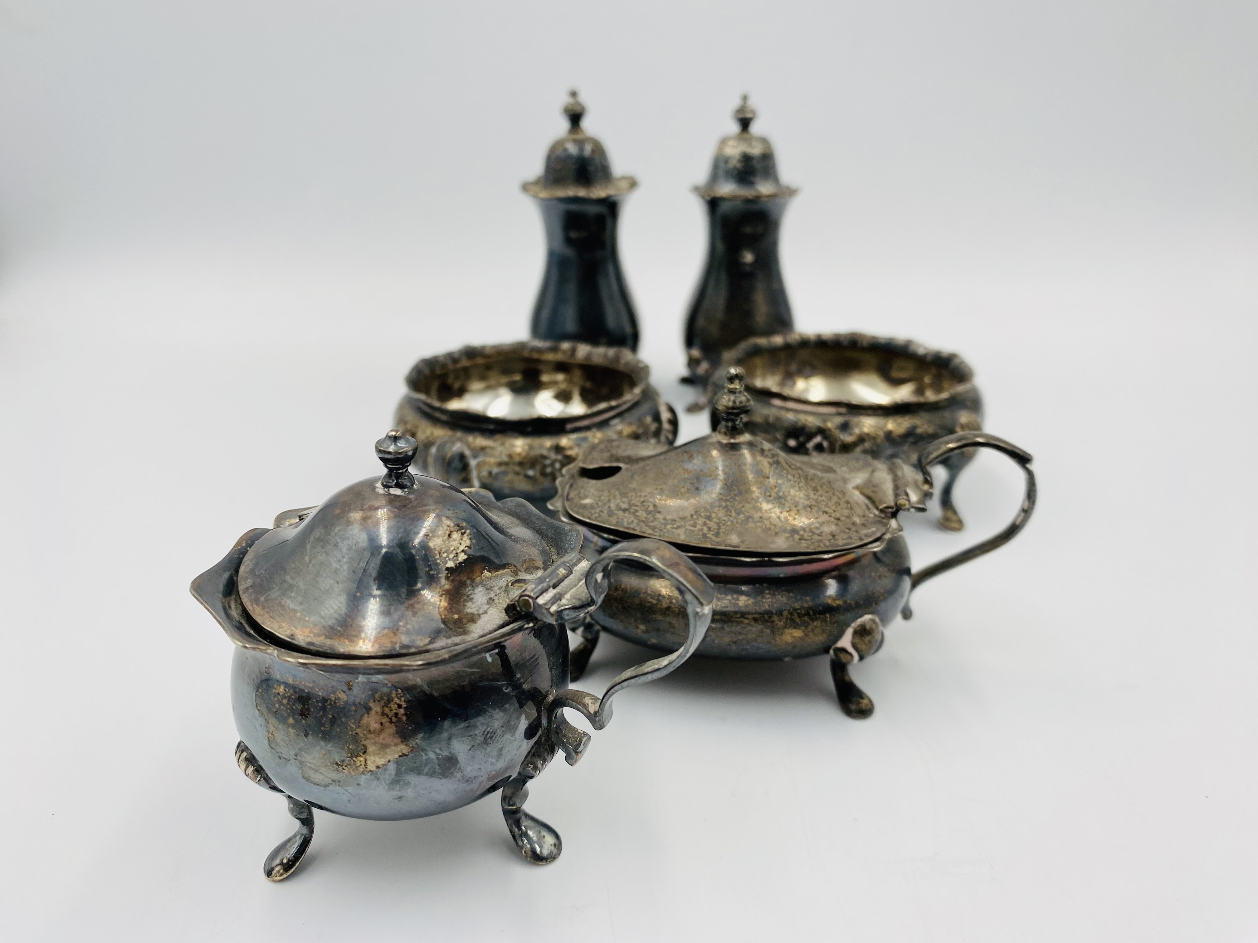 Pair of silver salts, two silver pepper pots and two silver mustard pots - Image 2 of 5