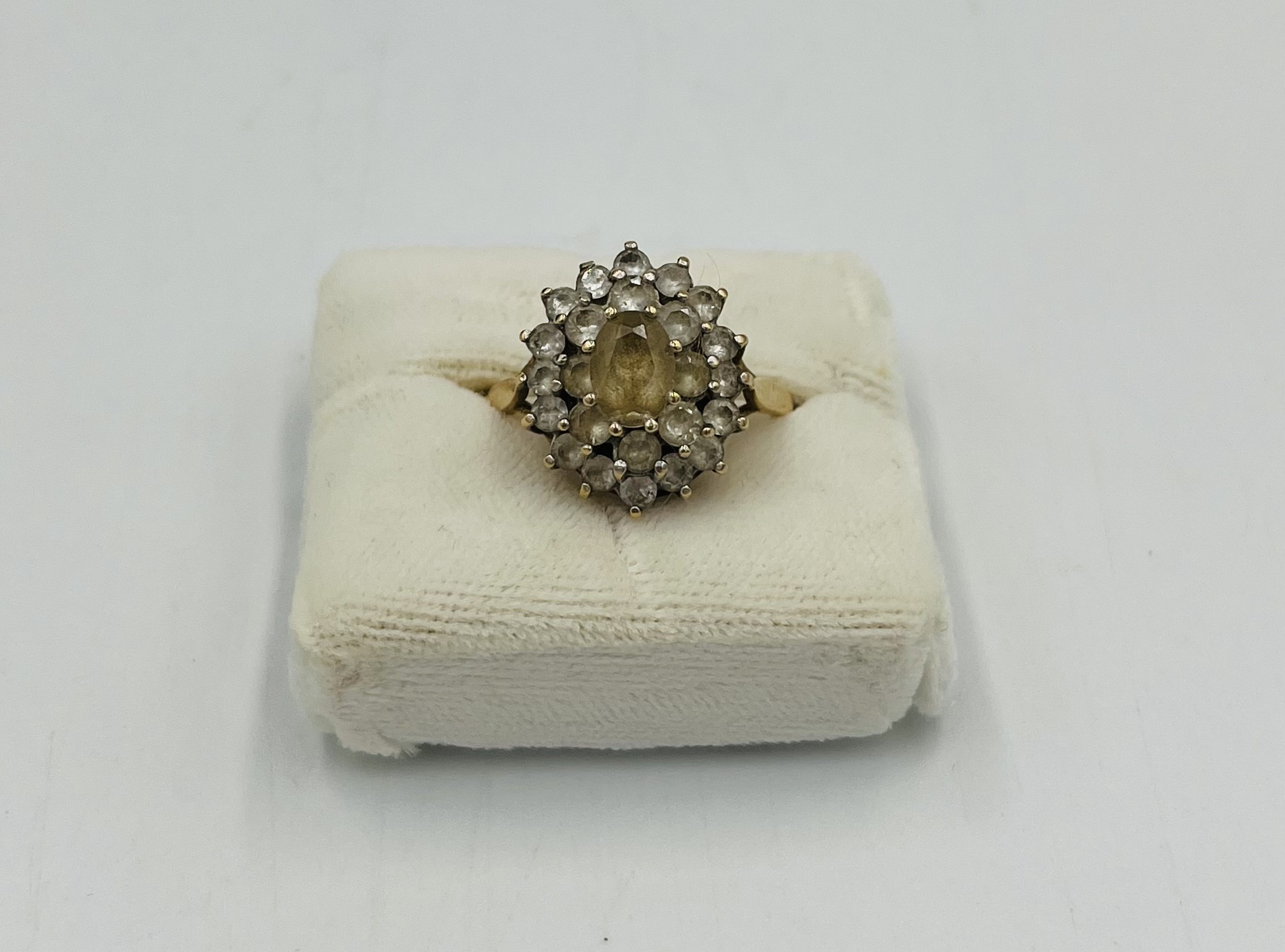 9ct gold white stone cocktail ring