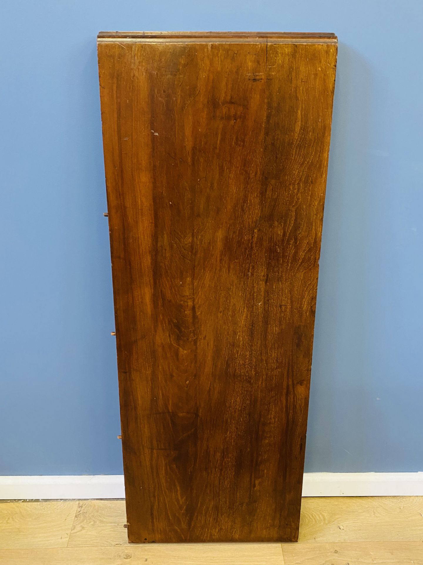 Late Victorian walnut extending dining table - Image 5 of 7