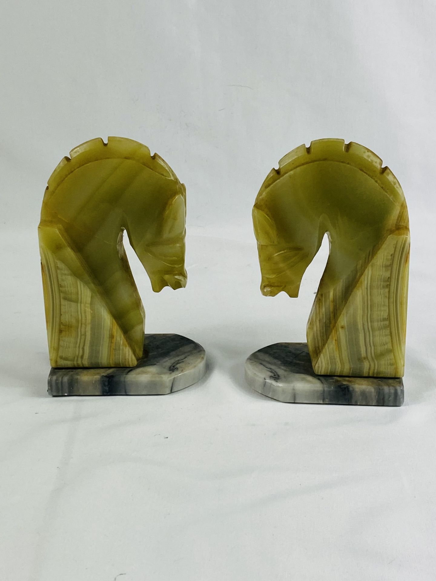 Two pairs of bookends - Image 3 of 6