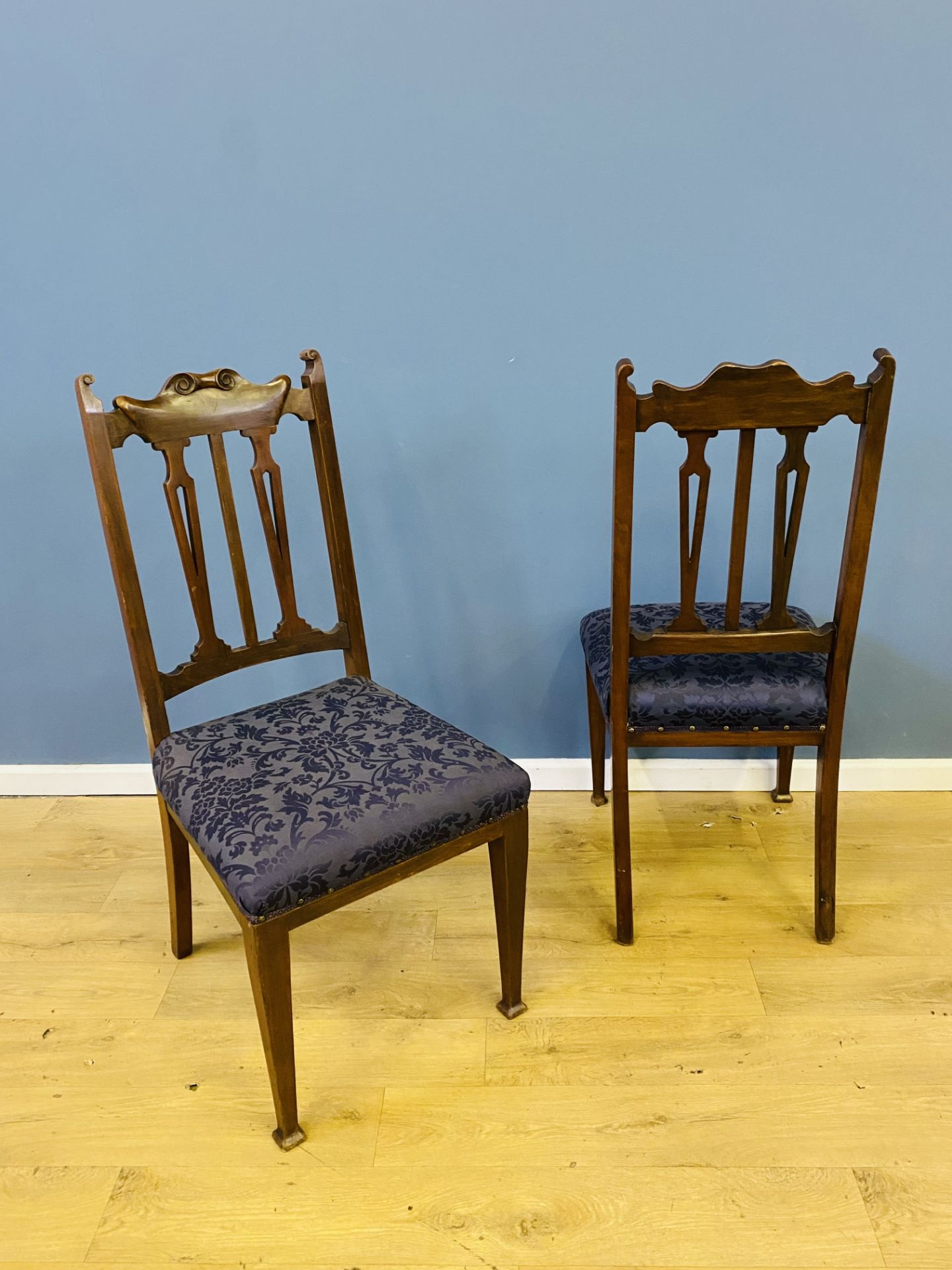 Pair of art nouveau walnut dining chairs - Image 3 of 5