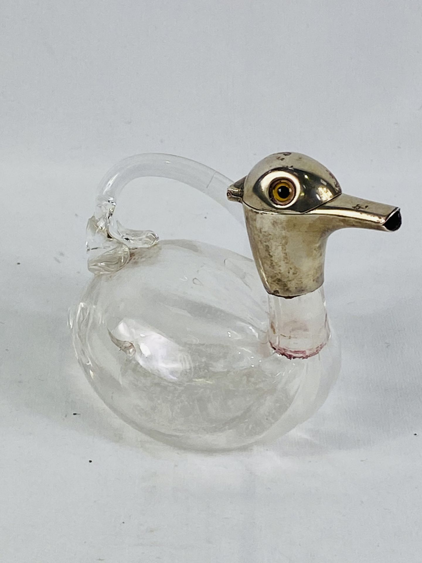 Oil decanter styled as a duck with silver head and spout - Bild 3 aus 3