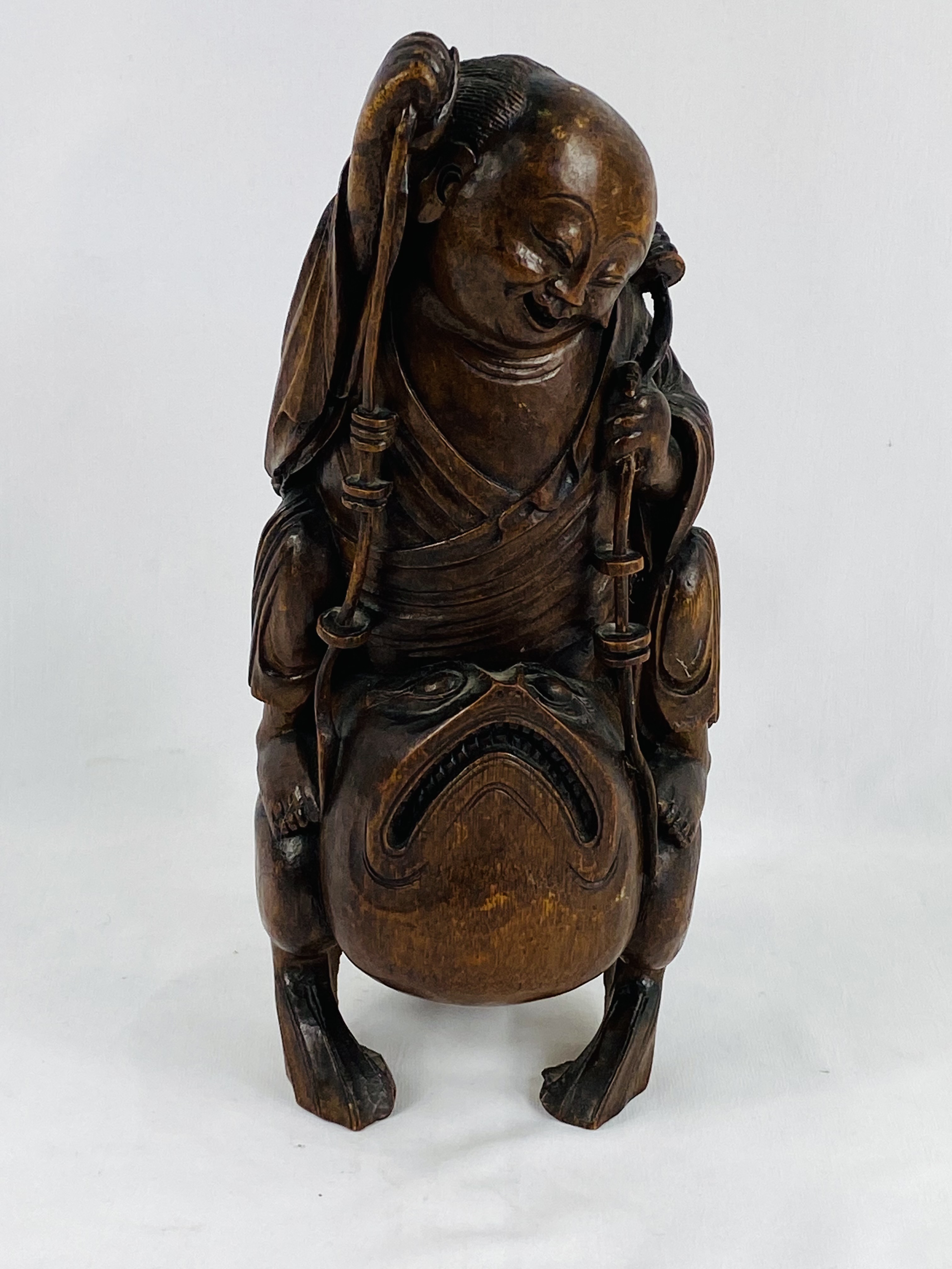 Chinese carved wood figure - Image 2 of 3