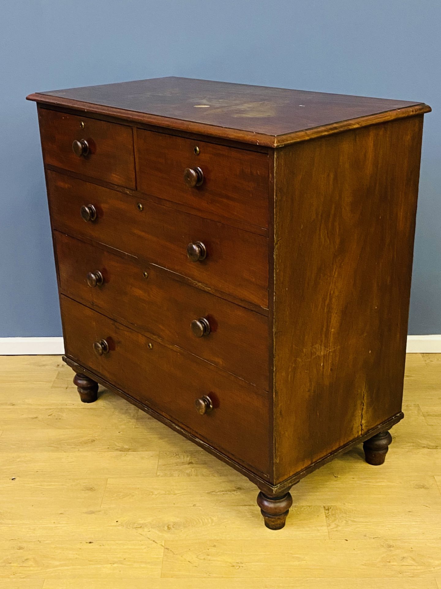 Victorian mahogany chest of drawers - Image 3 of 5