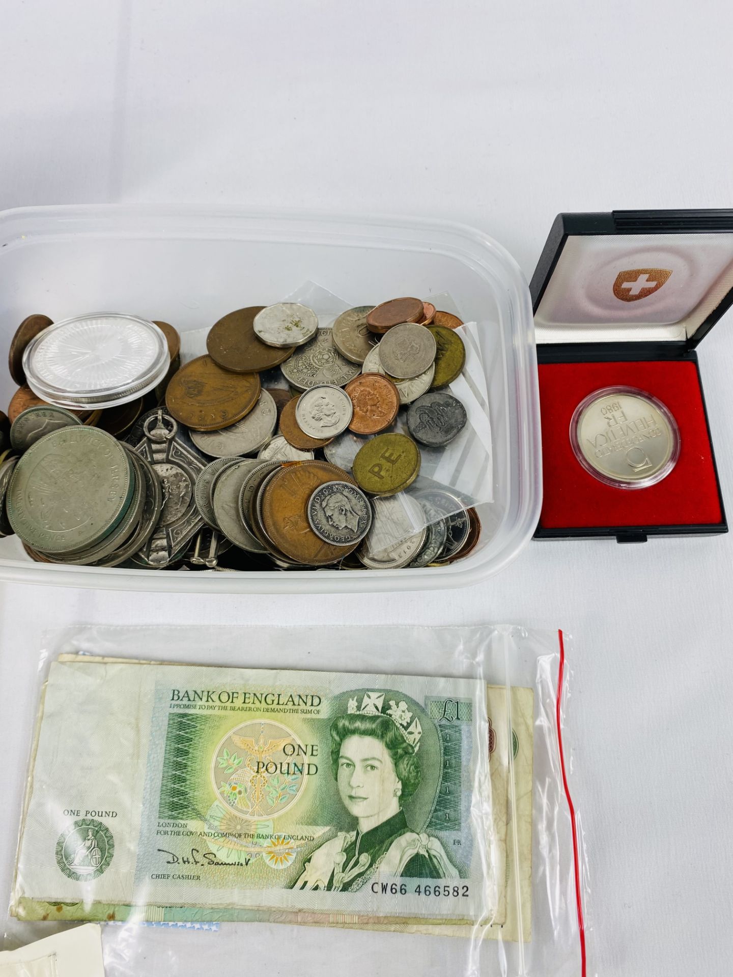 Quantity of coins, medals and bank notes - Image 3 of 4