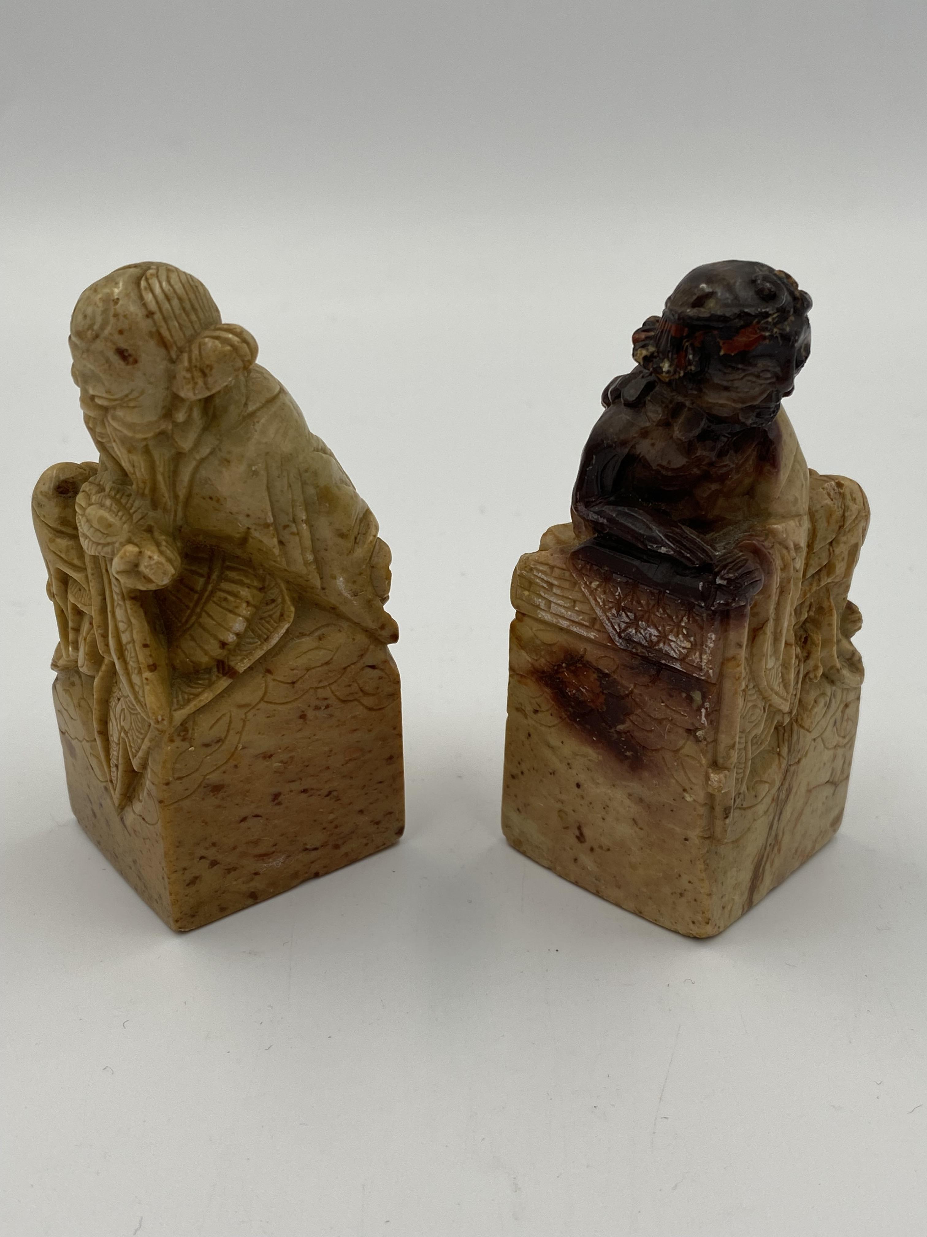 Pair of early 20th century Chinese carved soapstone seals - Image 8 of 9