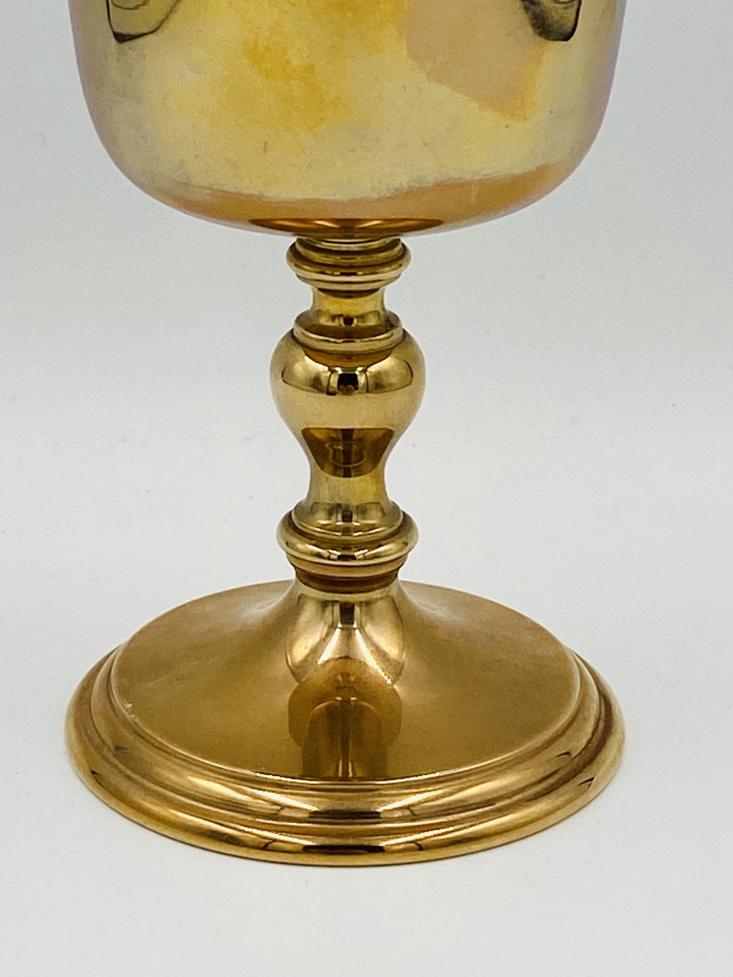 9ct gold cup, 256g. - Image 5 of 7
