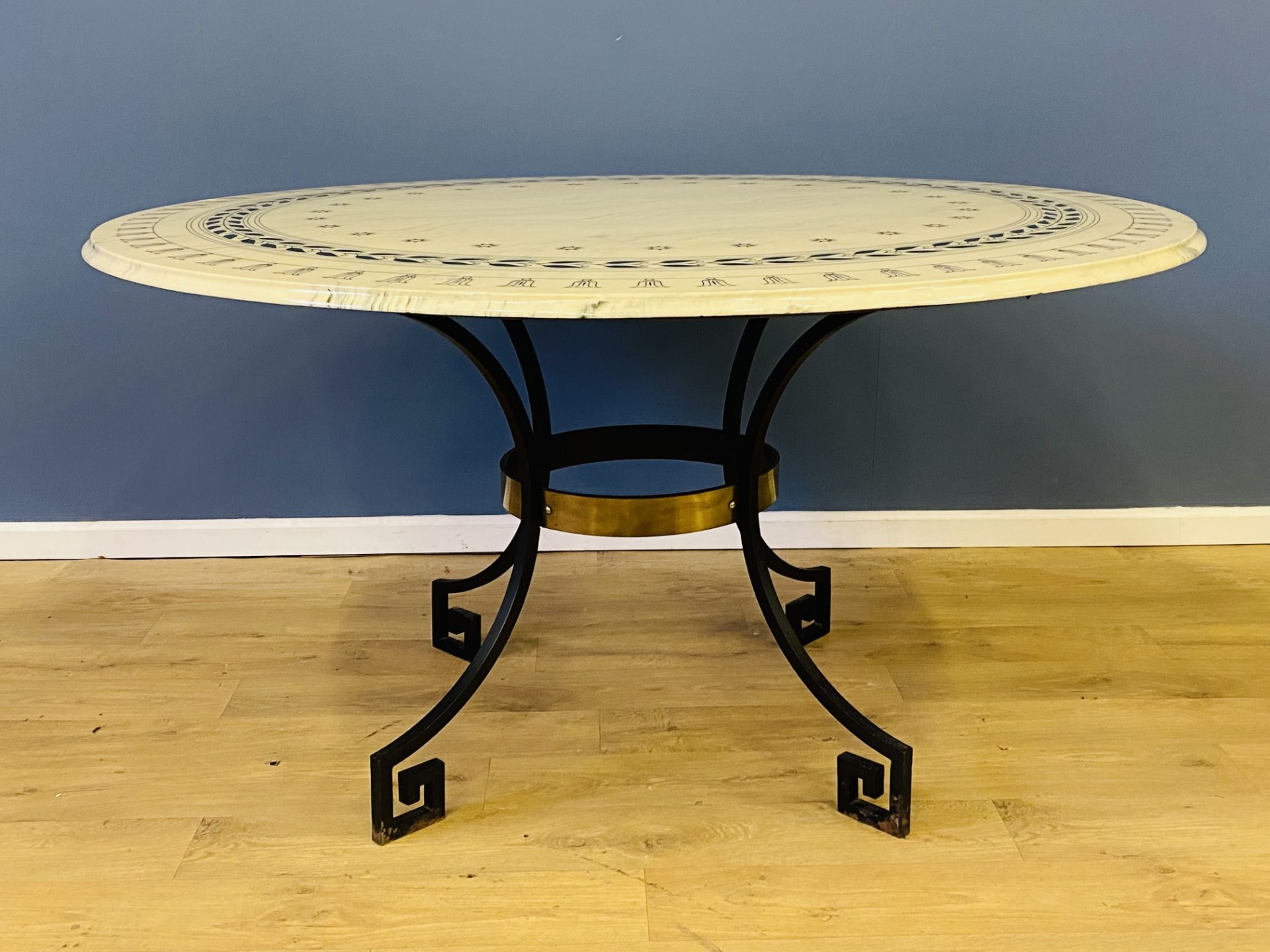 Contemporary marble top table - Image 3 of 6
