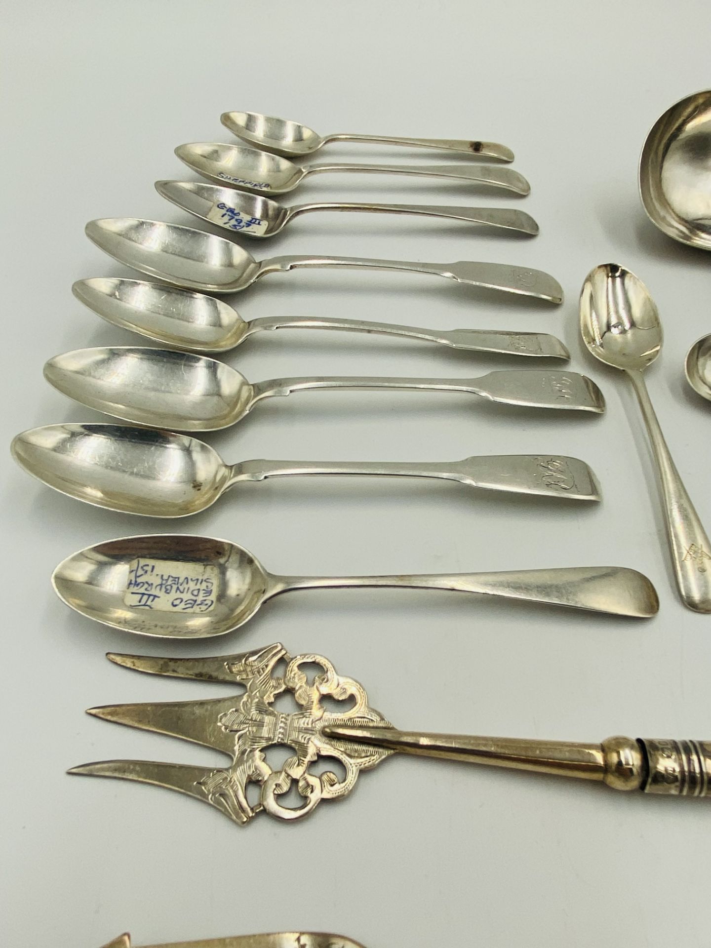 A quantity of silver spoons - Image 4 of 4