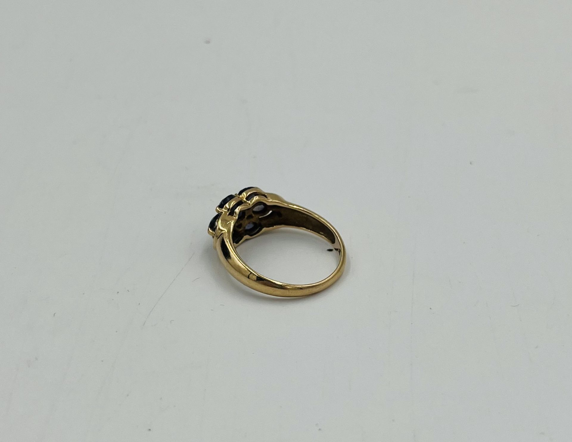 9ct gold ring set with an amethyst - Image 3 of 4