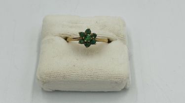 9ct gold ring set with jade