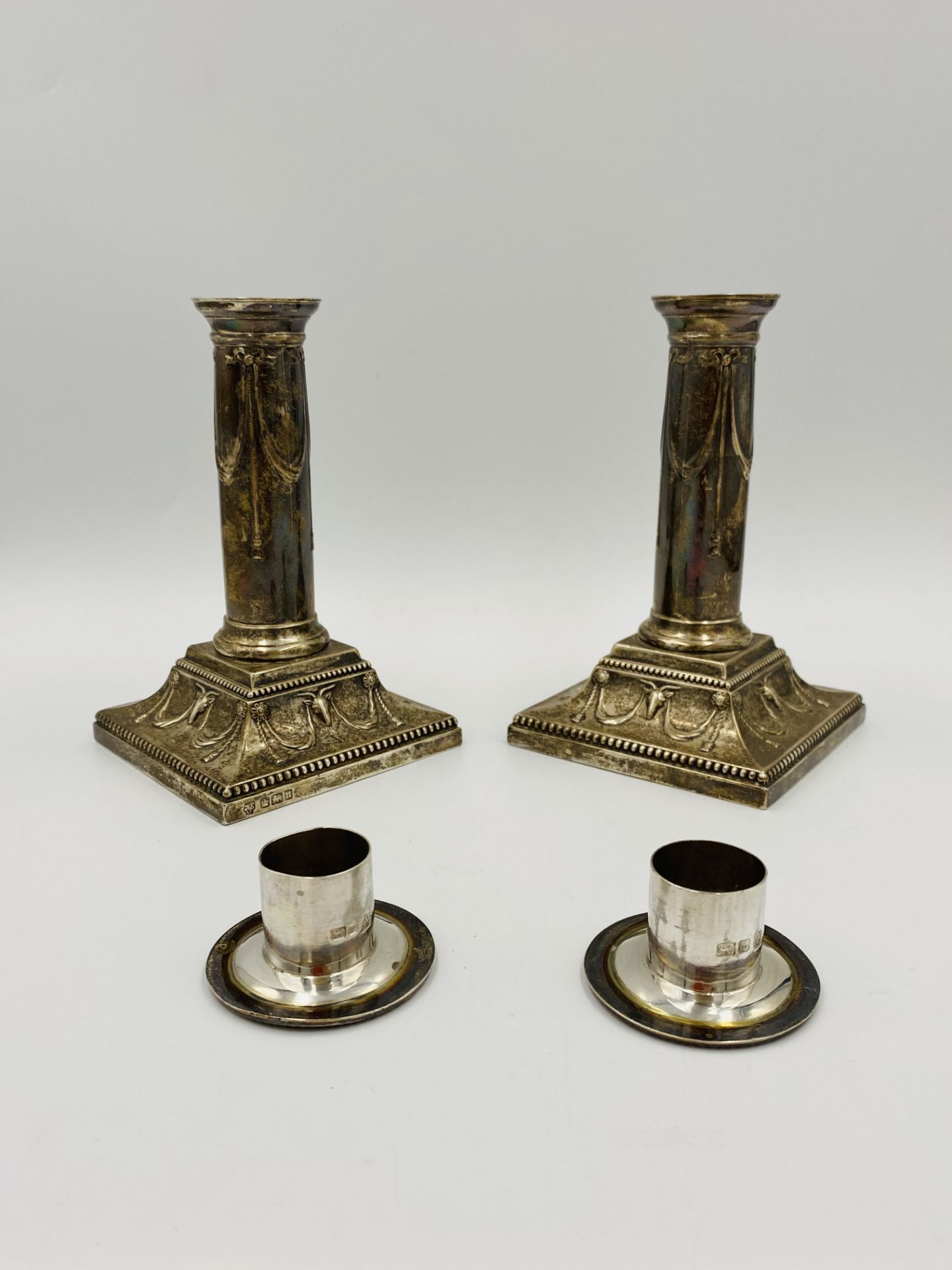 Pair of filled silver candlesticks - Bild 4 aus 5