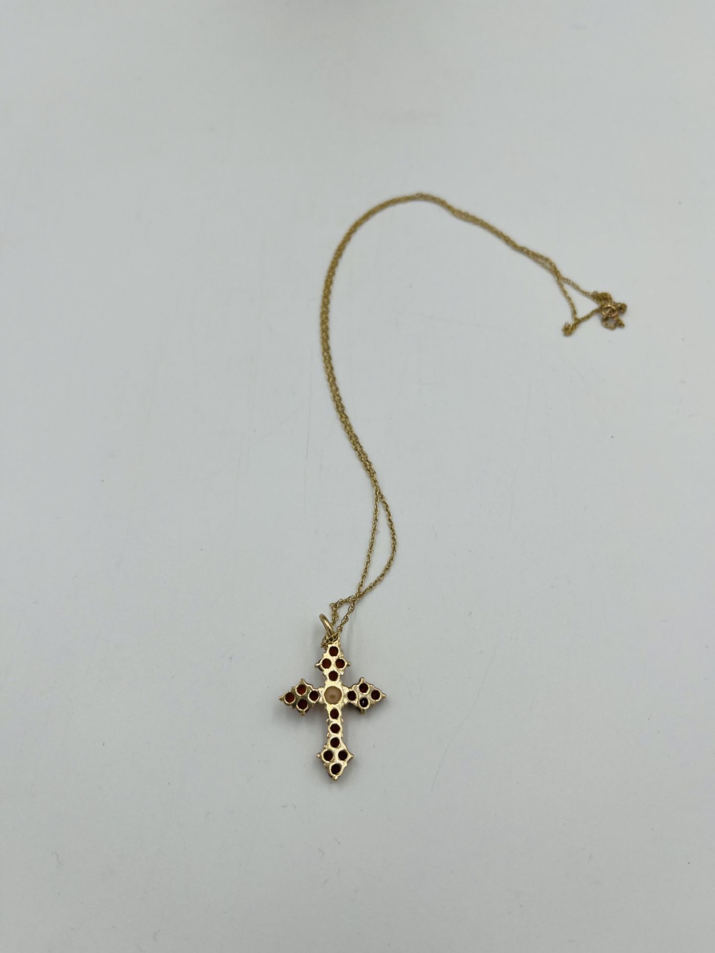 9ct gold cross - Image 6 of 6