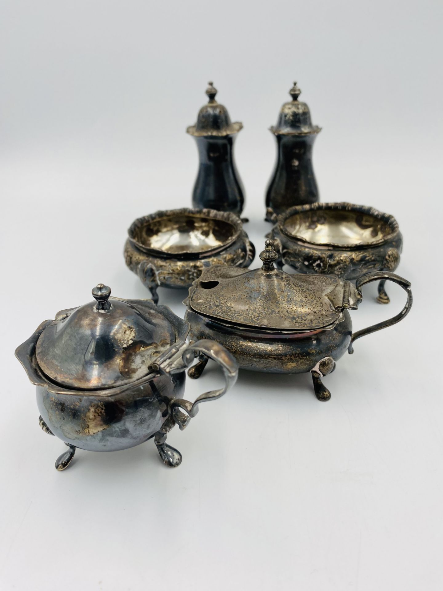 Pair of silver salts, two silver pepper pots and two silver mustard pots - Image 3 of 5