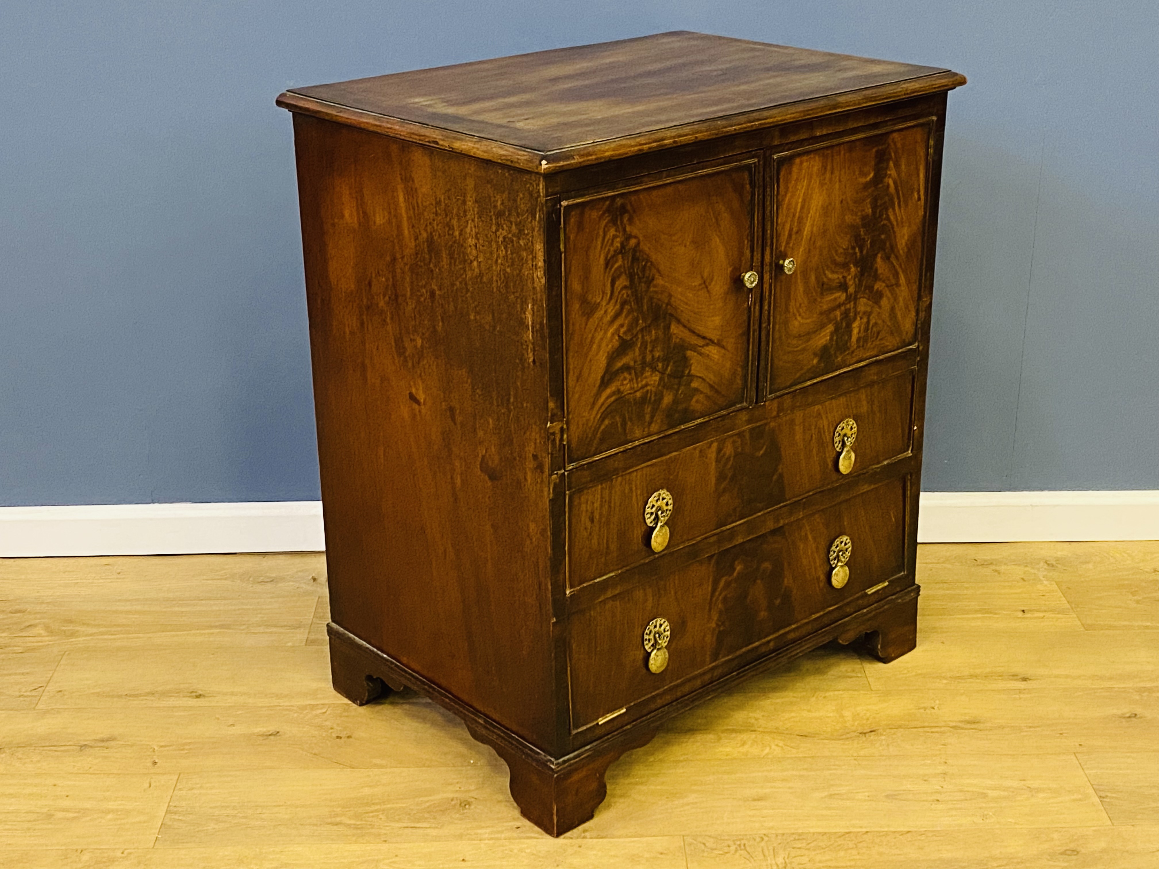 19th century mahogany bedside cabinet - Image 2 of 5