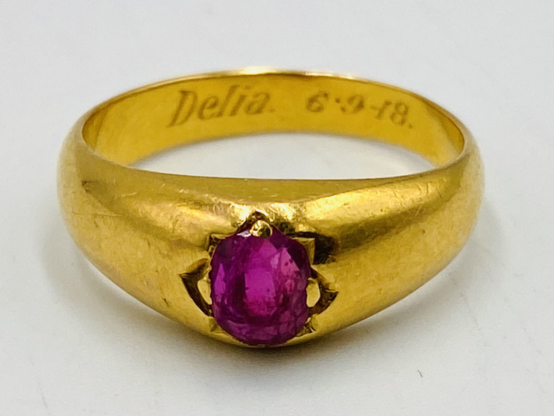 22ct gold ring set with a ruby