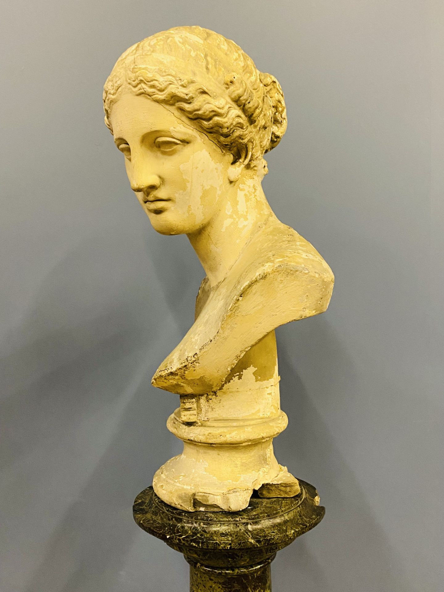 19th century plaster bust on marble column - Bild 6 aus 12