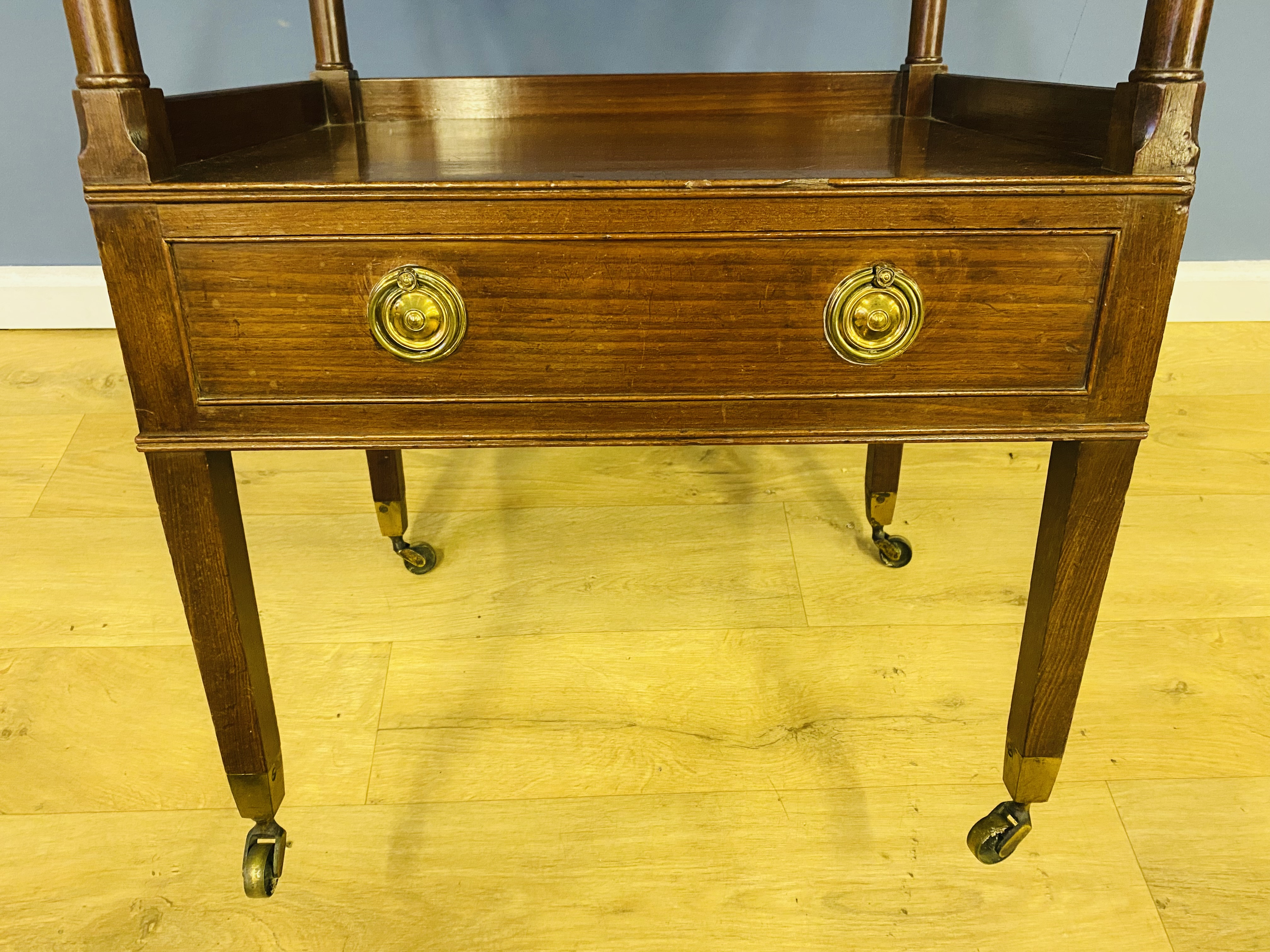 Georgian mahogany three tier etagere - Image 6 of 8