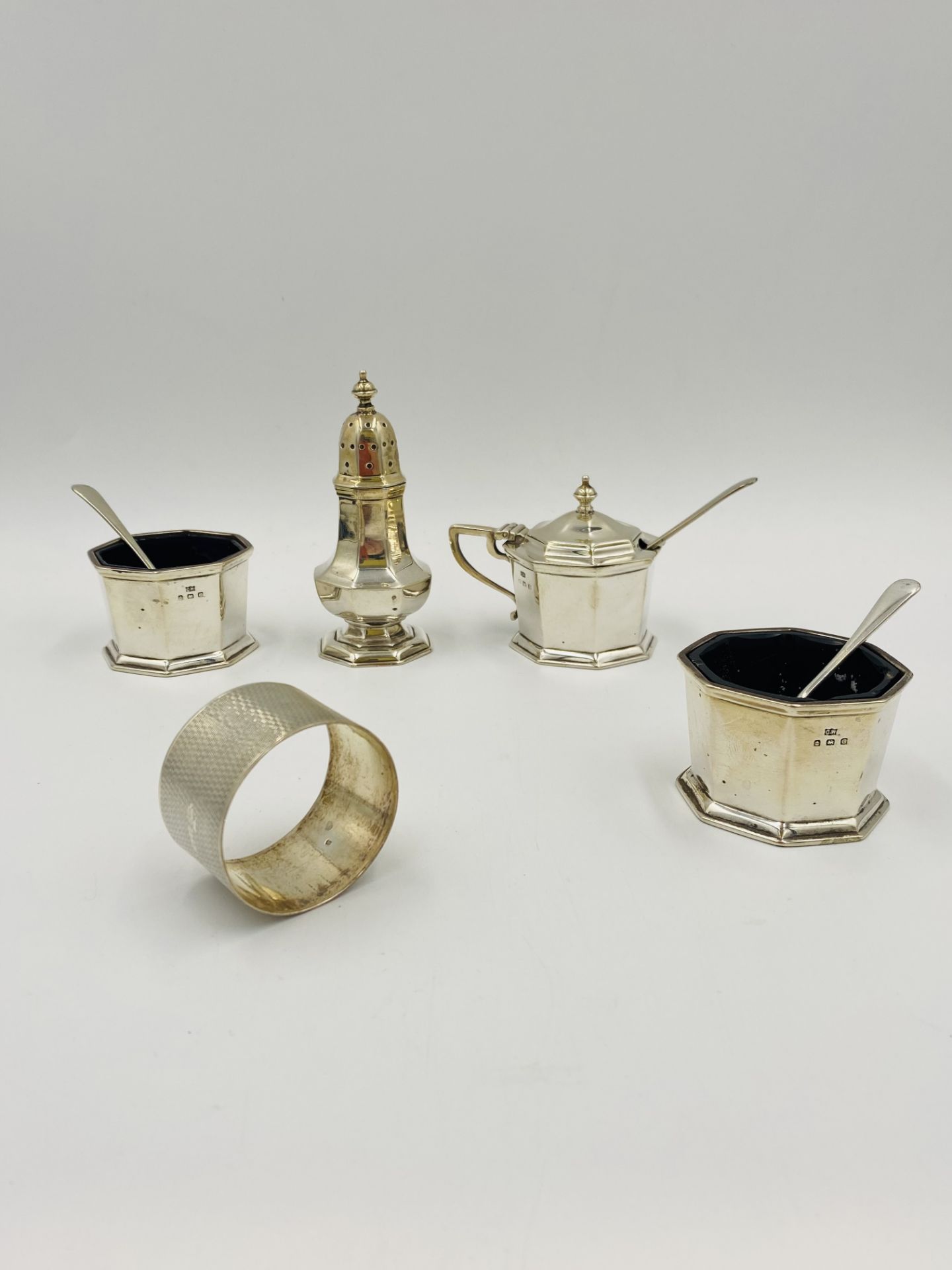 Silver cruet set and other items - Bild 6 aus 6