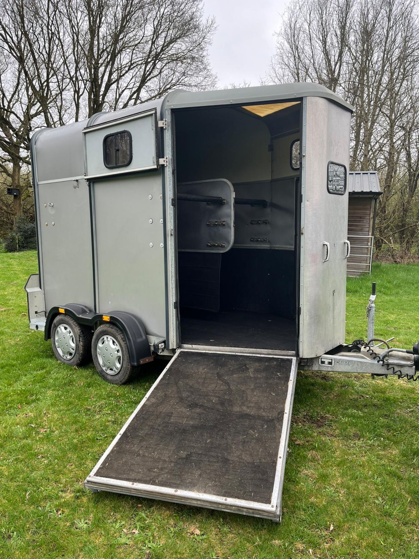 IFOR WILLIAMS HB 505 Classic 2 Horse Trailer, manufactured by Ifor Williams in 2006 - Image 2 of 5