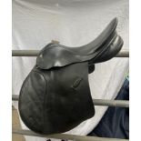 Saddle 17.5". This lot carries VAT.