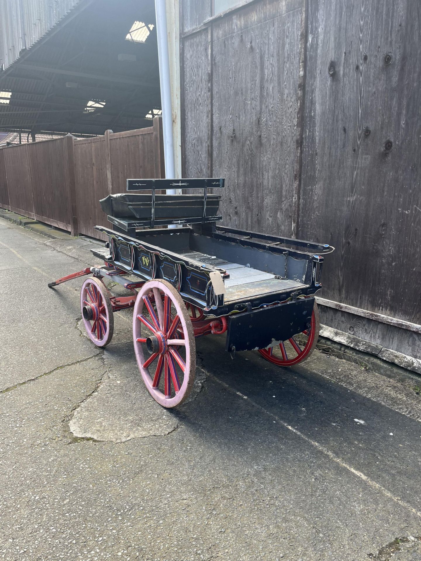 PONY-SIZE LONDON TROLLEY featuring a red undercarriage and dark blue body suitable for a single pony - Image 4 of 5