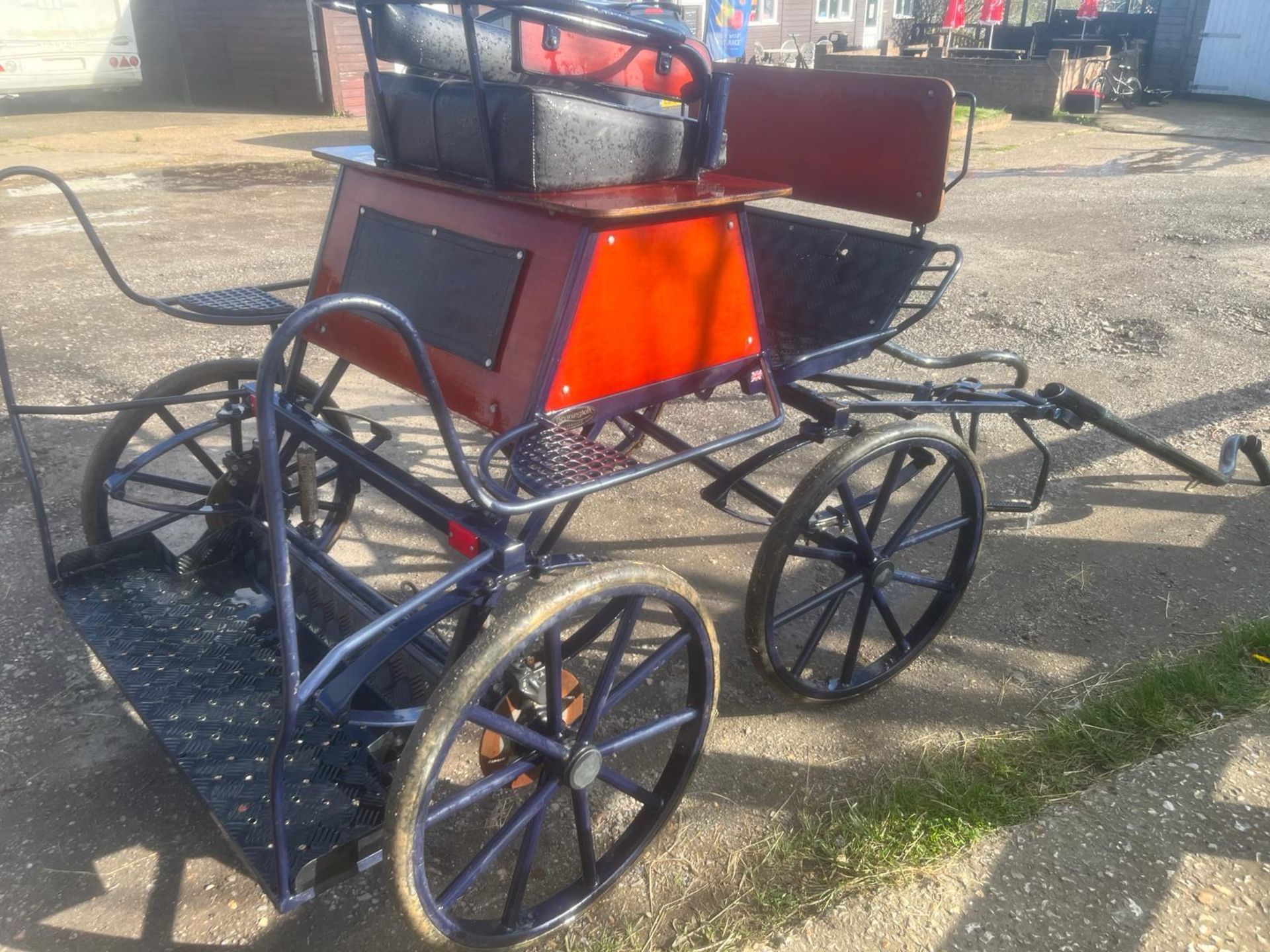 BENNINGTON PONY CARRIAGE suitable for 12-13hh single. - Image 7 of 10