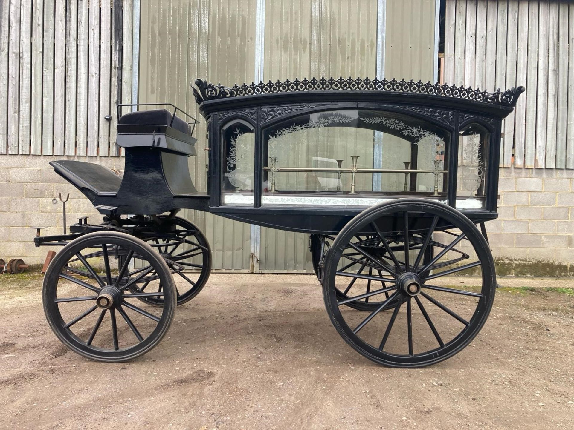 FULL SIZE HEARSE built by John Marston of Birmingham in 1926. - Image 2 of 2