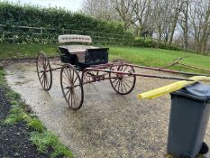 AMERICAN FOUR WHEEL BUGGY circa 1900, to suit 15hh single/pair/tandem/team.