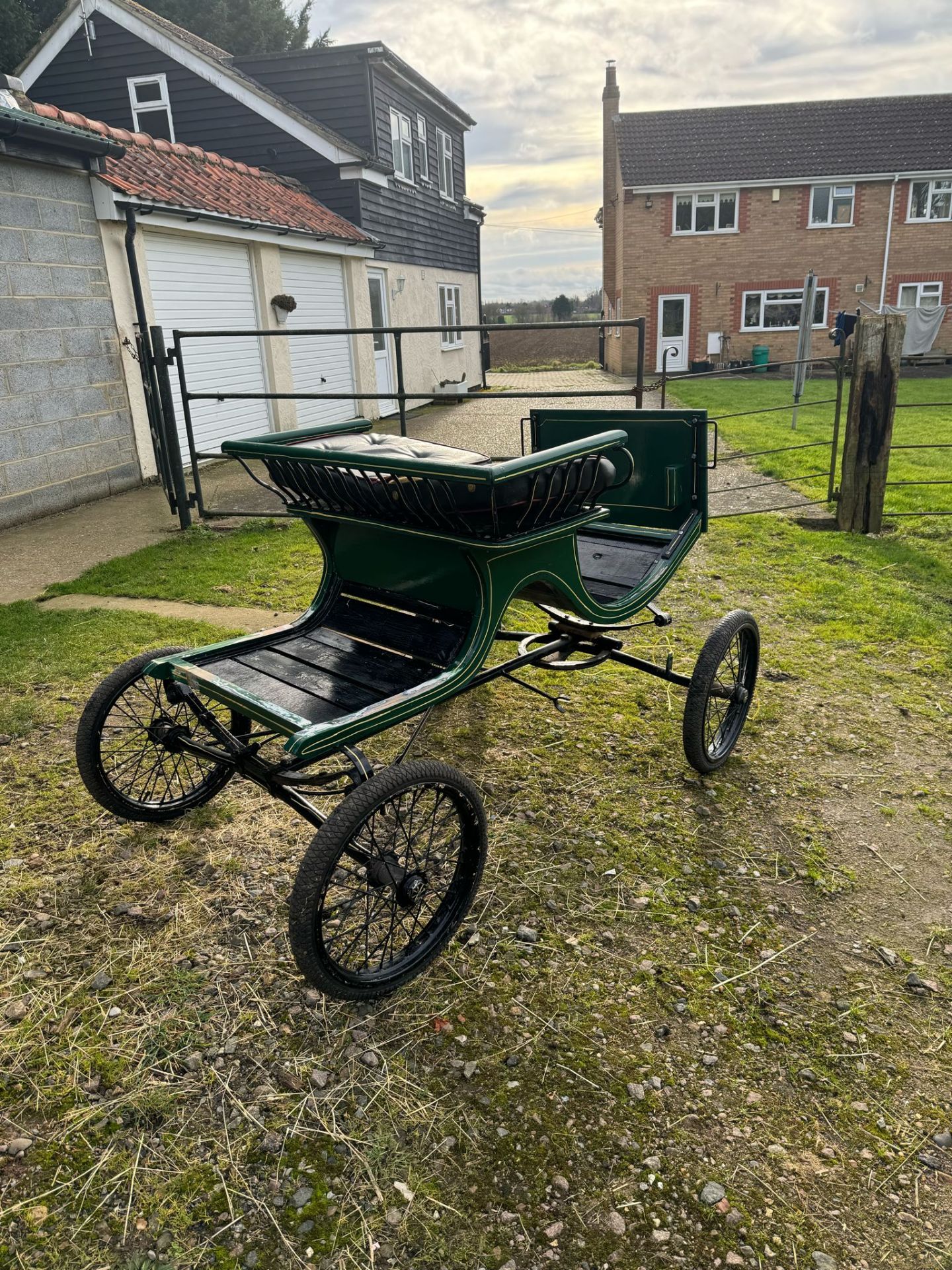 HACKNEY SHOW WAGON. Painted green with yellow lining. - Image 2 of 2