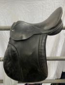 Saddle 16.5". This lot carries VAT.