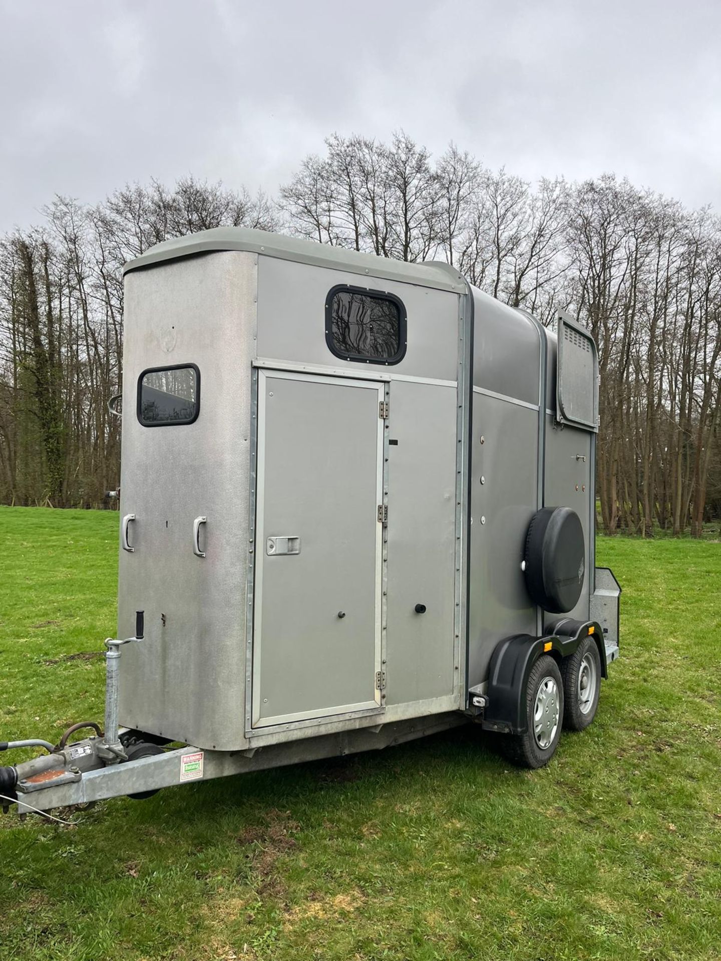 IFOR WILLIAMS HB 505 Classic 2 Horse Trailer, manufactured by Ifor Williams in 2006 - Image 3 of 5