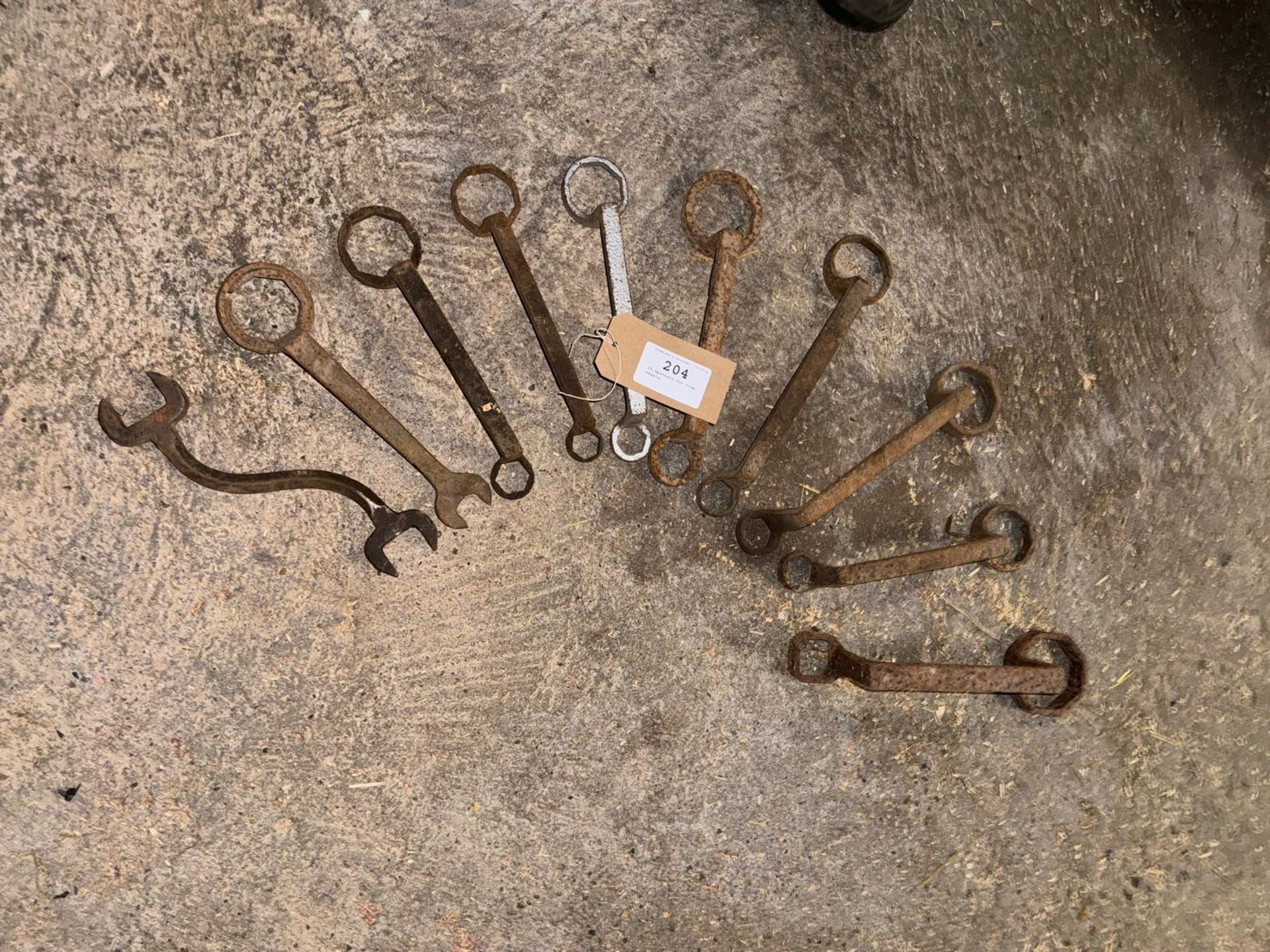 10 carriage wheel spanners