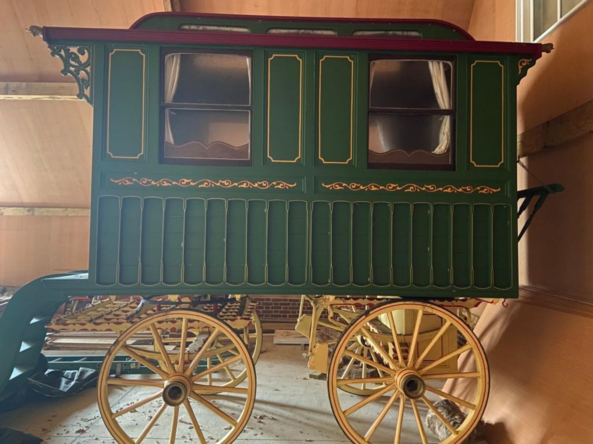 BURTON SHOWMAN'S WAGON finished in a traditional bottle green colour with a burgundy door. - Image 6 of 15