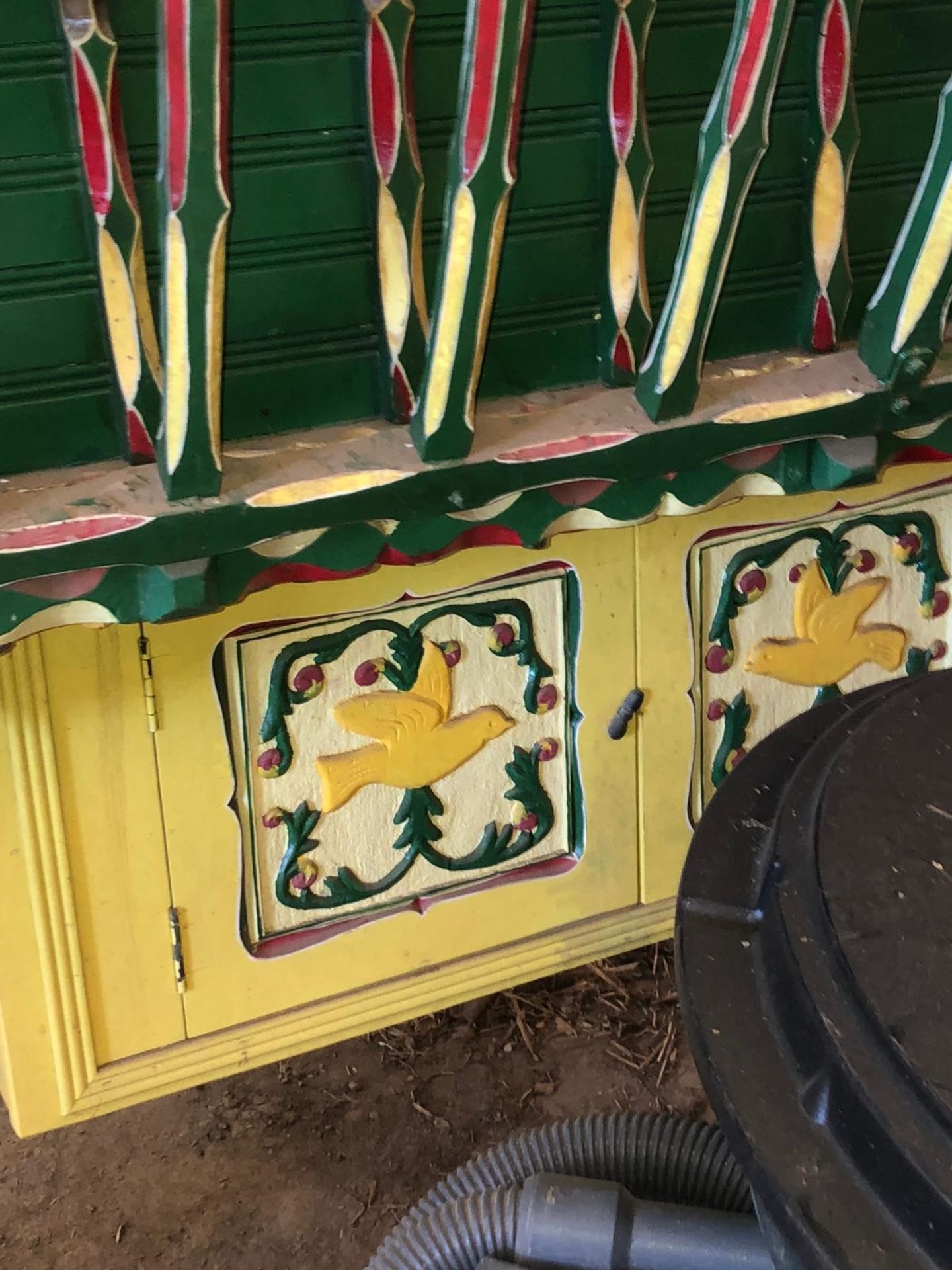 READING WAGON, painted dark green with cream and maroon decoration on a cream painted undercarriage. - Image 14 of 22