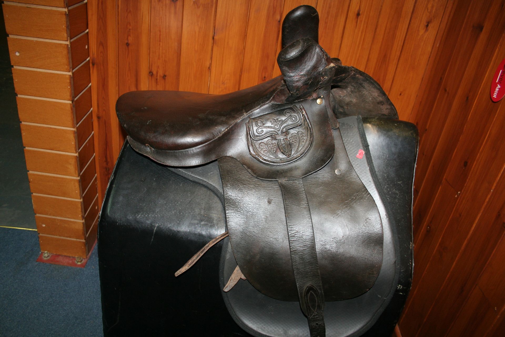 Victorian side saddle - Image 2 of 2