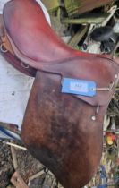 Military saddle