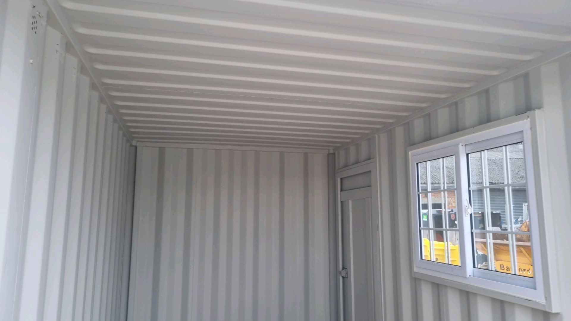 New office/tack room container. This lot carries VAT. - Image 2 of 7